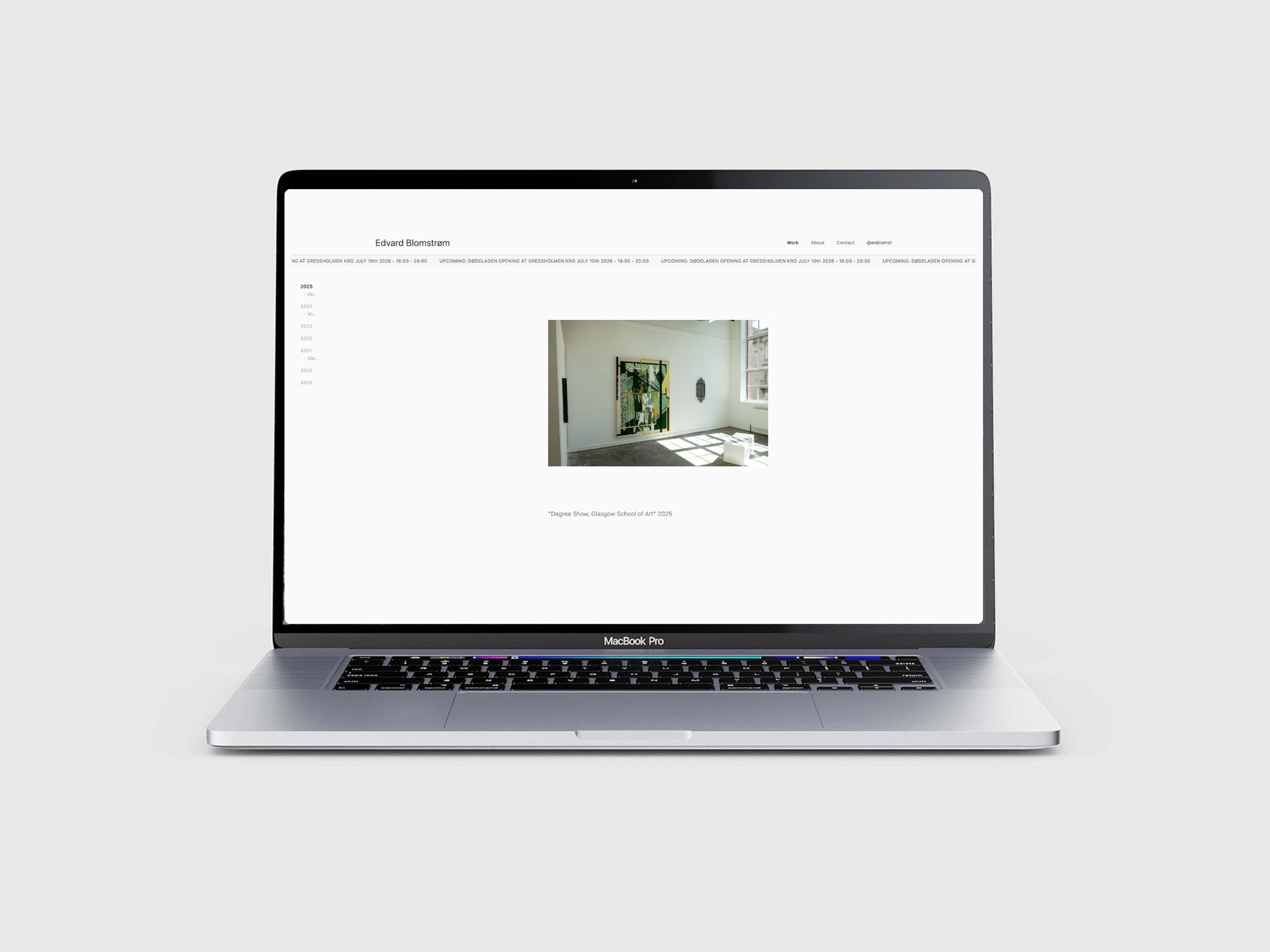 Edvard Blomstrøm galleriside på en MacBook Pro